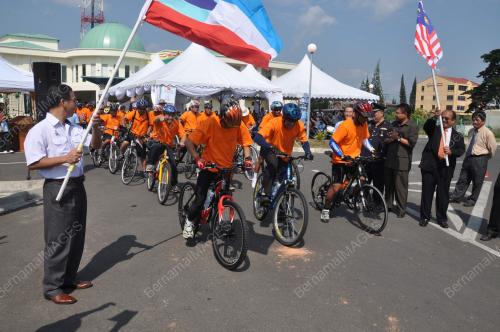 JOM KAYUH PAN BORNEO