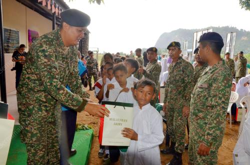 SB07_06012016_ATM_MURID