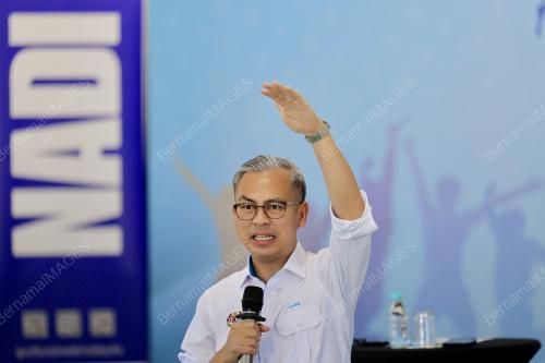 DATUK FAHMI FADZIL