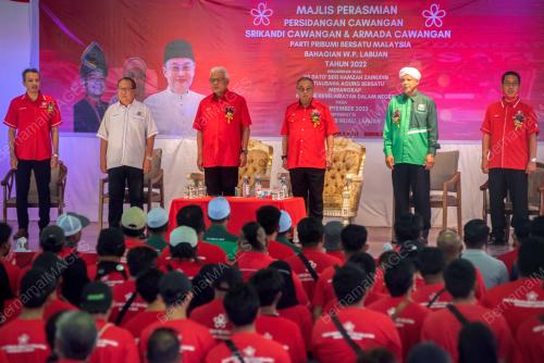 DATUK SERI HAMZAH ZAINUDDIN