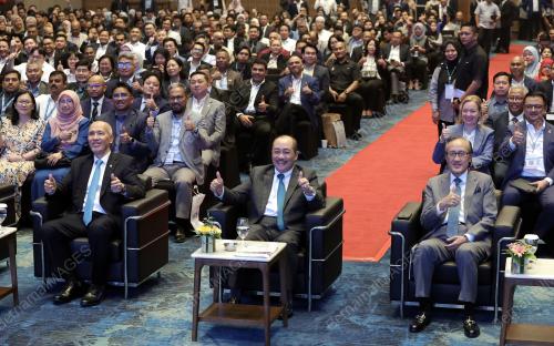 DATUK SERI HAJIJI NOOR