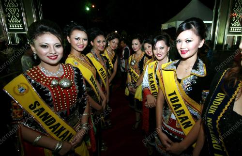 PESTA KAAMATAN KEBANGSAAN