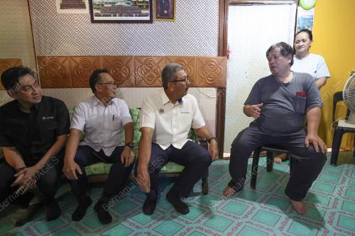 TAN SRI WAN AHMAD DAHLAN
