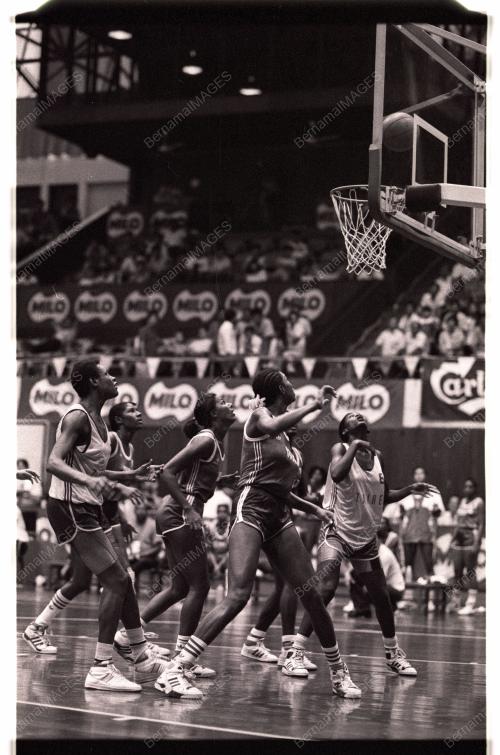 WOMEN BASKETBALL