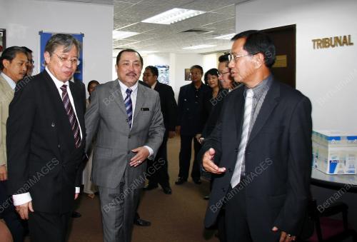 ABANG JOHARI TUN ABANG OPENG