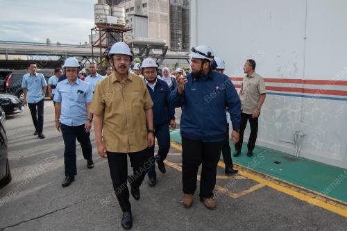 TAN SRI MOHD ZUKI ALI