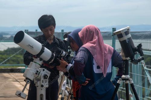BULAN FALAK MALAYSIA