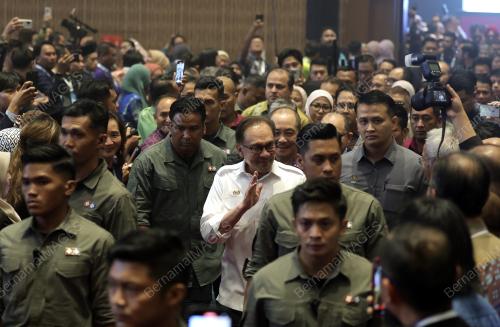 DATUK SERI ANWAR IBRAHIM