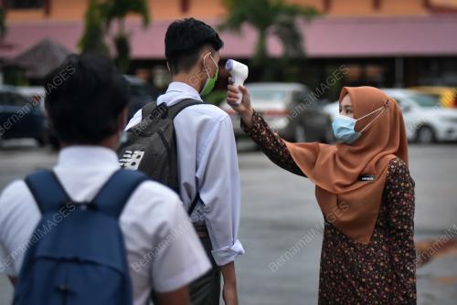 HARI PERTAMA PERSEKOLAHAN BERSEMUKA 2021