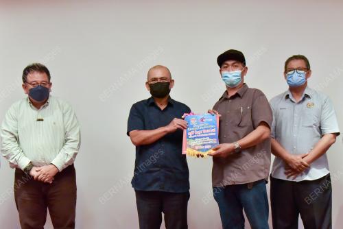 DATUK SERI RONALD KIANDEE