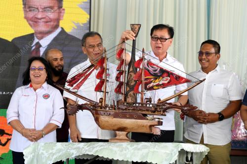 DATUK FRANKIE POON MING