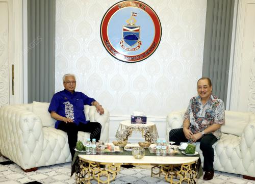 DATUK SERI ISMAIL SABRI YAAKOB JUMPA DT HAJIJI