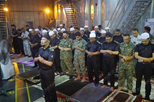 TUANKU SYED FAIZUDDIN PUTRA JAMALULLAIL