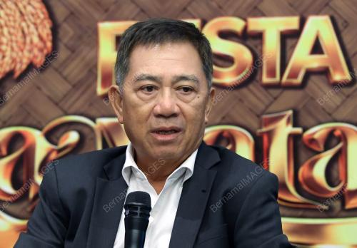 DATUK SERI JUACHIM GUNSALAM