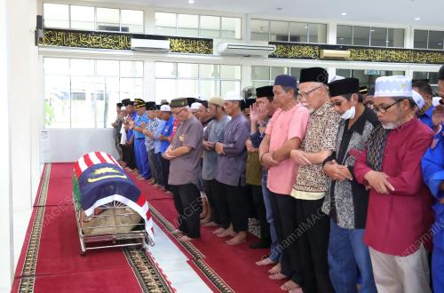 LT KOL AWANG ASKANDAR AMPUAN YAACUB