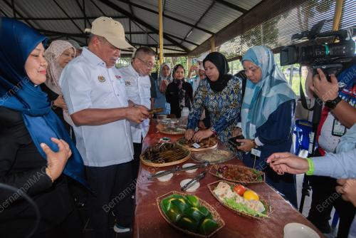 DATUK SERI MOHAMAD SABU