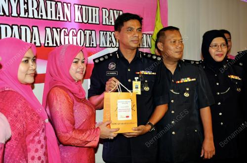 SB07_28062016_KUIH_RAYA