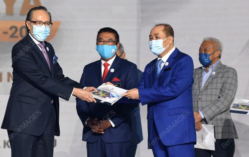 DATUK HAJIJI NOOR
