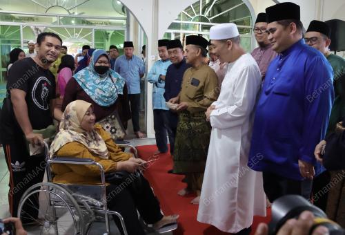 DATUK SERI HAJIJI NOOR