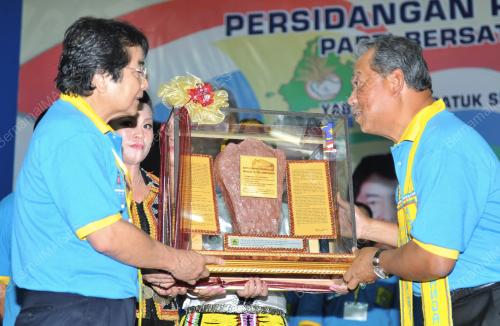 SB07_29122012_BATU_SUMPAH