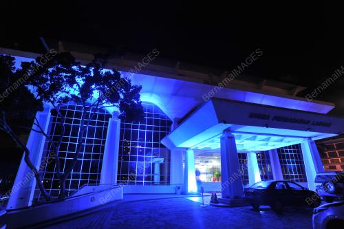 LIGHT IT BLUE FOR FRONTLINERS