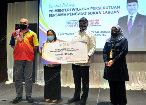 TAN SRI ANNUAR MUSA