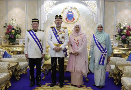 TUN JUHAR MAHIRUDDIN