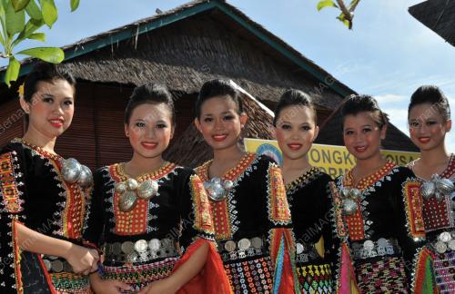 SB08_12062012_GADIS_DUSUN
