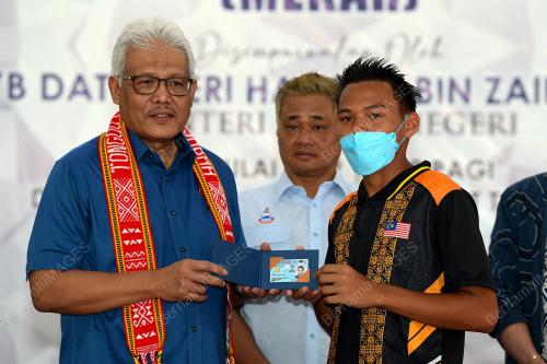 DATUK SERI HAMZAH ZAINUDIN