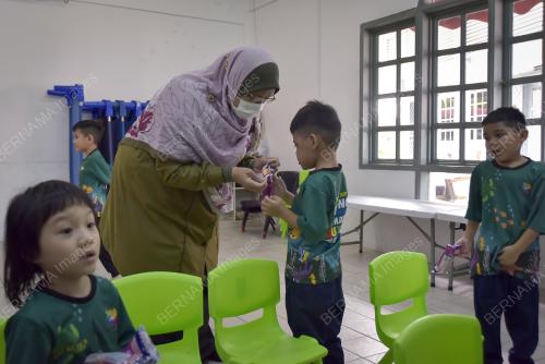 PUSAT AUTISM LABUAN