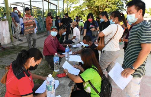PROGRAM SUNTIKAN VAKSIN DI PITAS