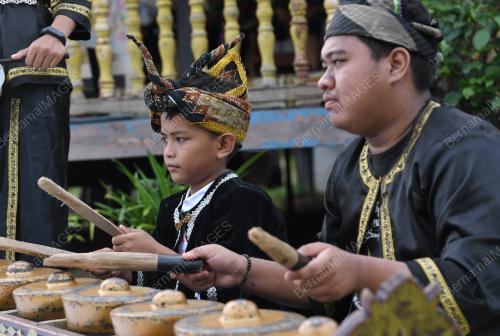 TARIAN IGAL-IGAL