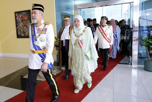 TUN JUHAR MAHIRUDDIN