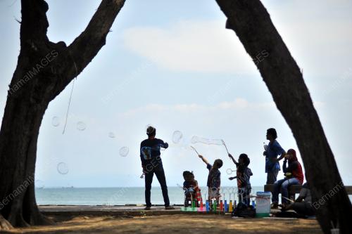 SB08_19102019_RIADAH_LABUAN