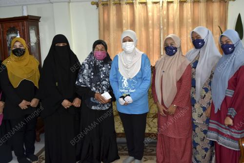 TOH PUAN NORLIDAH R.M JASNI