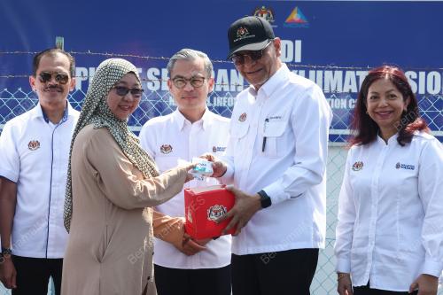DATUK FAHMI FADZIL