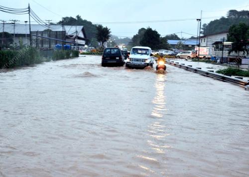 BANJIR KILAT