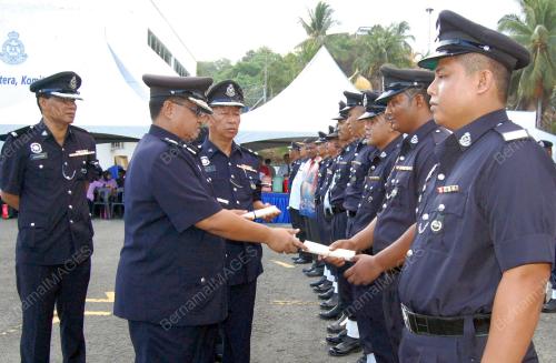 SB08_25032015_POLIS