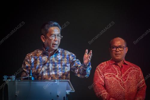 DATUK SERI JALALUDDIN ALIAS