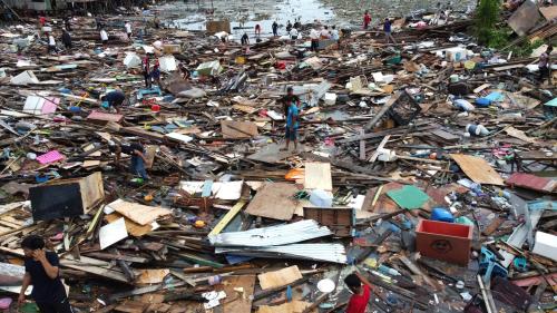 AIR LAUT PASANG BESAR