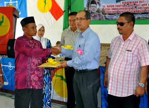 SB08_30102012_UMNO