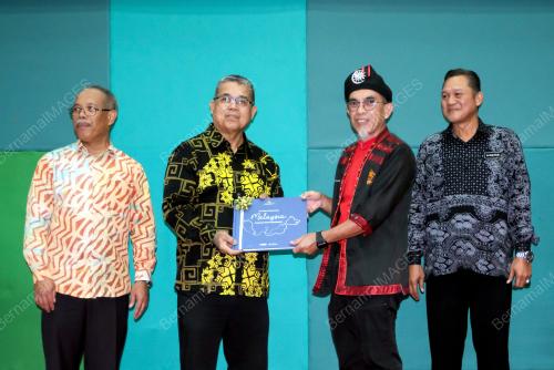 DATUK AARON AGO DAGANG