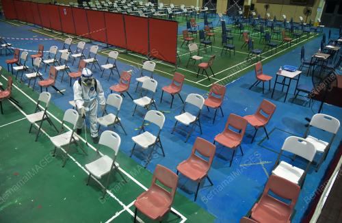 SANITASI PUSAT PEMBERIAN VAKSIN KML