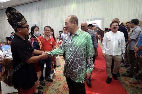 DATUK SERI HAJIJI NOOR