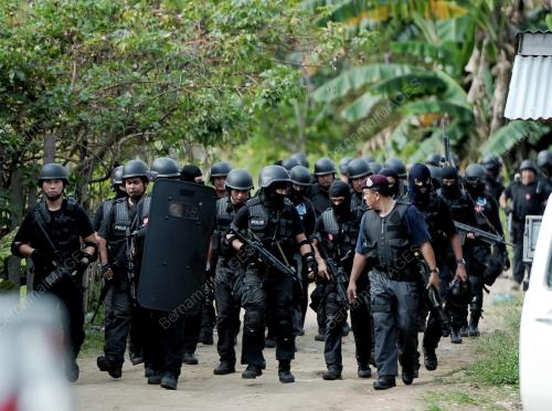 SB09_10032013_OPS_DAULAT