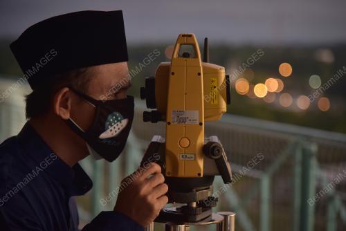 MENCERAP ANAK BULAN ZULHIJAH 1442H