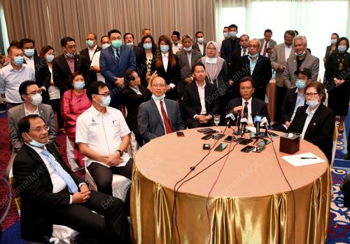 DATUK SERI MOHD SHAFIE APDAL