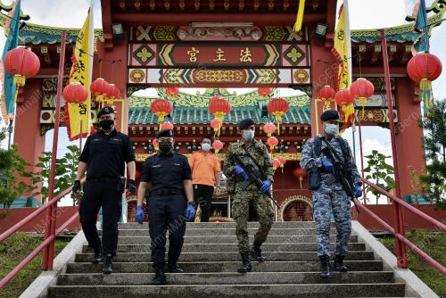 PDRM DAN ATM PANTAU SOP CNY DI TOKONG