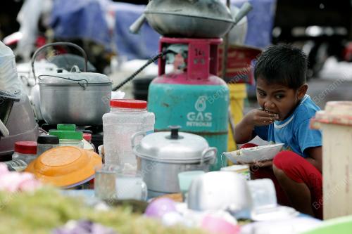 SB09_13032013_MAKAN