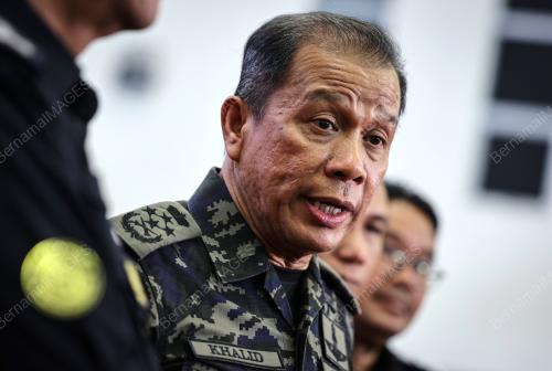 DATUK SERI MOHD KHALID ISMAIL